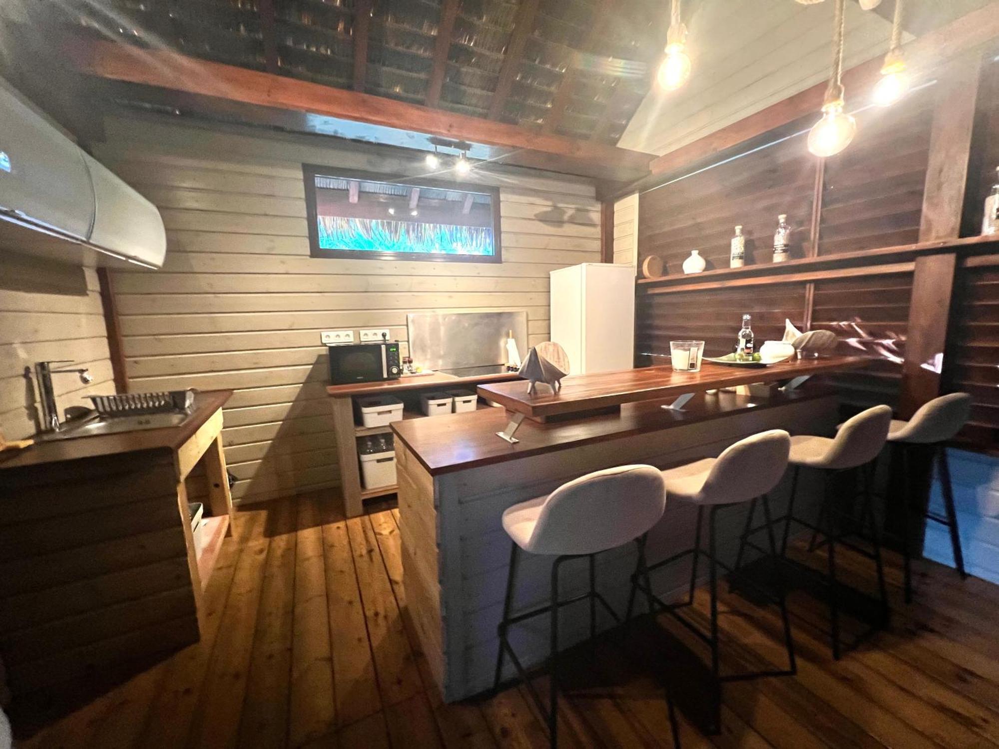 Eden Chalet, Spa Privatif Les Abymes Exterior photo